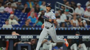 Astros’ All-Star shortstop Jeremy Peña out of lineup for 2nd straight game due to illness