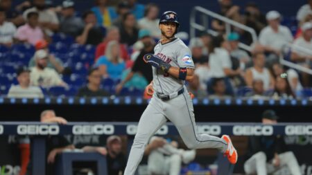 Astros’ All-Star shortstop Jeremy Peña out of lineup for 2nd straight game due to illness