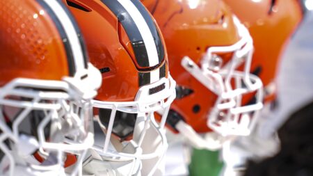 Browns sign WR Chase Cota, LB Marvin Moody, LB Charlie Thomas III