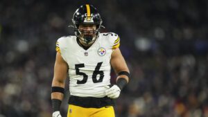 Alex Highsmith being evaluated for a groin injury
