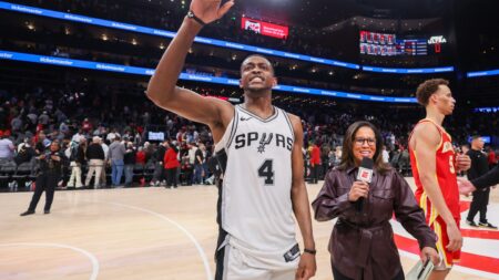 Spurs go all-in on De’Aaron Fox, reportedly agreeing to four-year, 9 million max extension