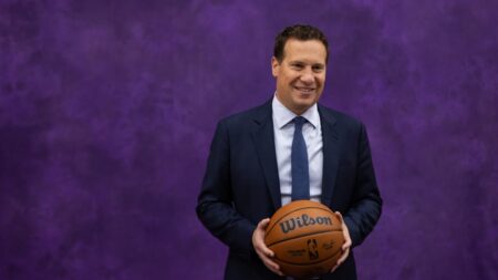 Two Suns minority owners sue team, focused on owner Mat Ishbia, over transparency