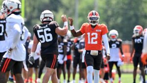 Kevin Stefanski: Only Shedeur Sanders, Tyler Huntley will play at QB on Friday