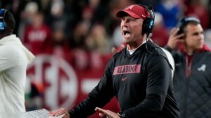 College football futures 2025: Best bets on win totals, conference winners and more from top experts