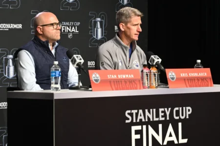 Former Blackhawks GM Stan Bowman Has Pressure To Sign NHL’s Best Player