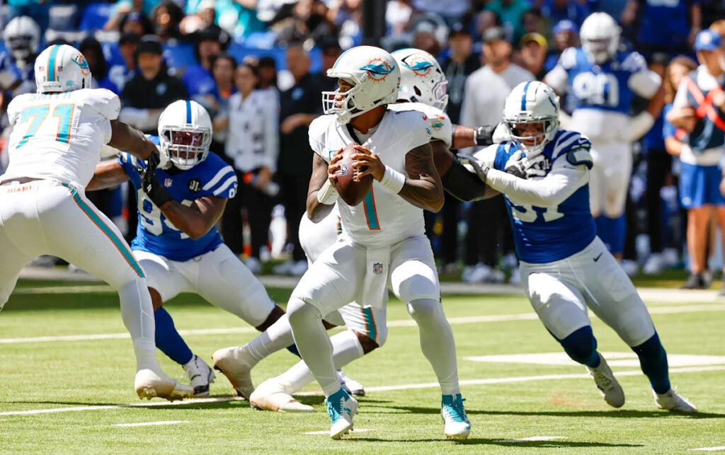 Colts CB Xavien Howard reveals ease of forcing Tua Tagovailoa into ‘panic mode’ after 33-8 win over Dolphins