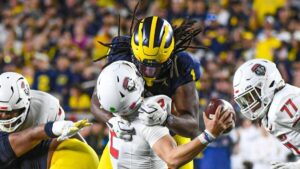 Jaishawn Barham targeting call upheld by Big Ten, forcing Michigan’s star LB to miss first half vs. Oklahoma