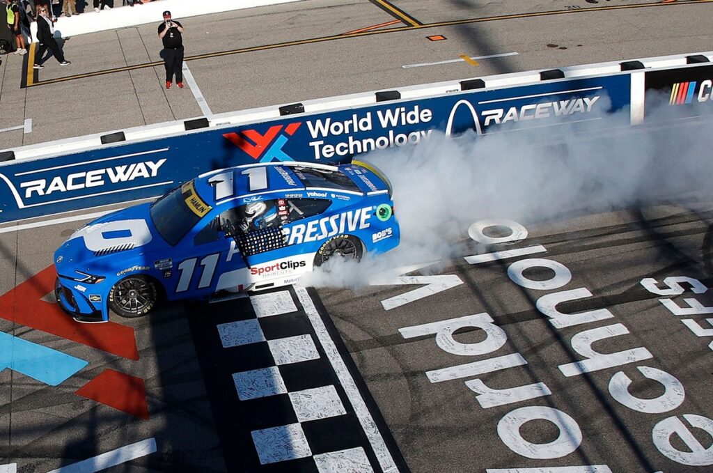 Denny Hamlin earns Toyota’s 200th NASCAR Cup win at Gateway