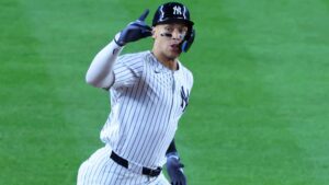 Aaron Judge Ties Joe DiMaggio for 4th on Yankees’ Home Run List, Downplays Milestone