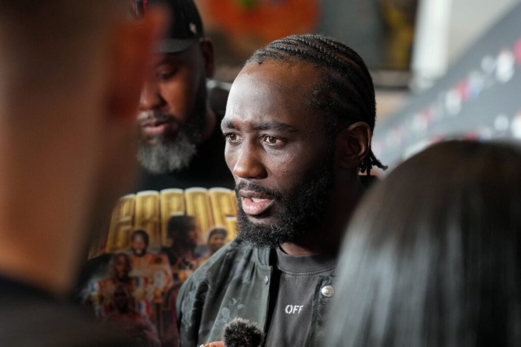 Terence Crawford provides fresh update on injury rumours: ‘Don’t tell Canelo!’