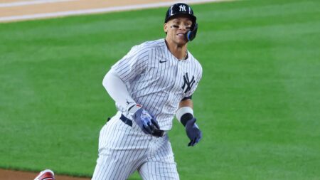 Aaron Judge Passes Joe DiMaggio on Yankees’ Home Run List with HR vs. Red Sox on Video