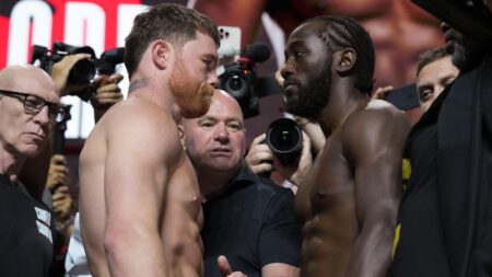 Canelo Alvarez, Terence Crawford Ring Walk Videos Excite Fans Ahead of Boxing Fight