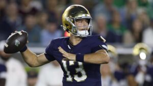 Notre Dame’s CFP Bracket Hopes Discussed by CFB Fans After Loss to TAMU to Drop to 0-2