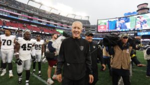Before Week 1 win, Raiders coach Pete Carroll destroyed a whiteboard
