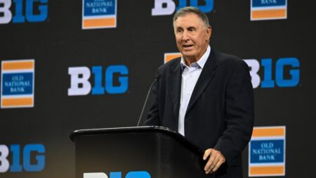 WATCH: Purdue honors CBS Sports college football analyst Gary Danielson during halftime vs. USC