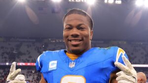 Chargers say LB Daiyan Henley is questionable to play Monday due to illness