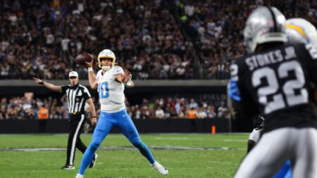 Monday Night Football: Justin Herbert 60-yard TD gives Chargers 17-6 halftime lead