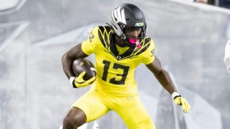 Ex-five-star Jurrion Dickey transfers from Oregon after suspension, says he is ‘forever thankful’ in farewell