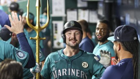 Cal Raleigh Breaks Mickey Mantle’s HR Record, Ties Ken Griffey Jr.’s Mariners’ Mark