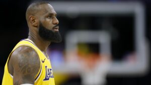 LeBron James Trade Reportedly Never Seriously Discussed by Lakers During Offseason