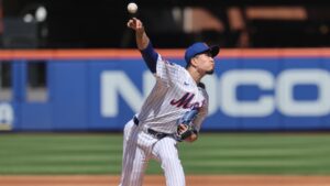 Kodai Senga Not Guaranteed Roster Spot If Mets Make MLB Playoffs, Carlos Mendoza Says