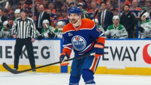Oilers’ Zach Hyman Out Until at Least November amid Wrist Injury Rehab