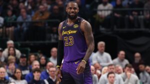 Lakers’ LeBron James Talks Kevin Hart Golf Challenge, ‘I’m Going to Kick His Ass’