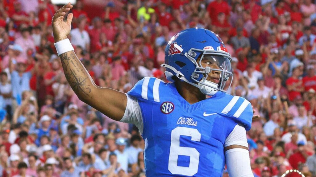 Austin Simmons injury: Ole Miss expected to start QB Trinidad Chambliss again with Week 1 starter limited