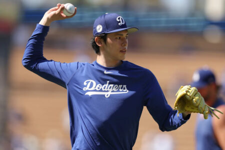 Roki Sasaki strikes out 2, his 100 mph in return to Dodgers as a reliever