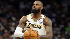 LeBron James Reportedly ‘Hasn’t Been Involved At All’ in Lakers’ Offseason Decisions