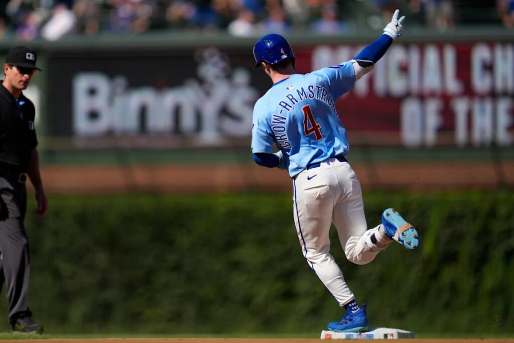 Pete Crow-Armstrong becomes MLB-record sixth player to reach 30-30 in 2025, second Cub ever after Sammy Sosa