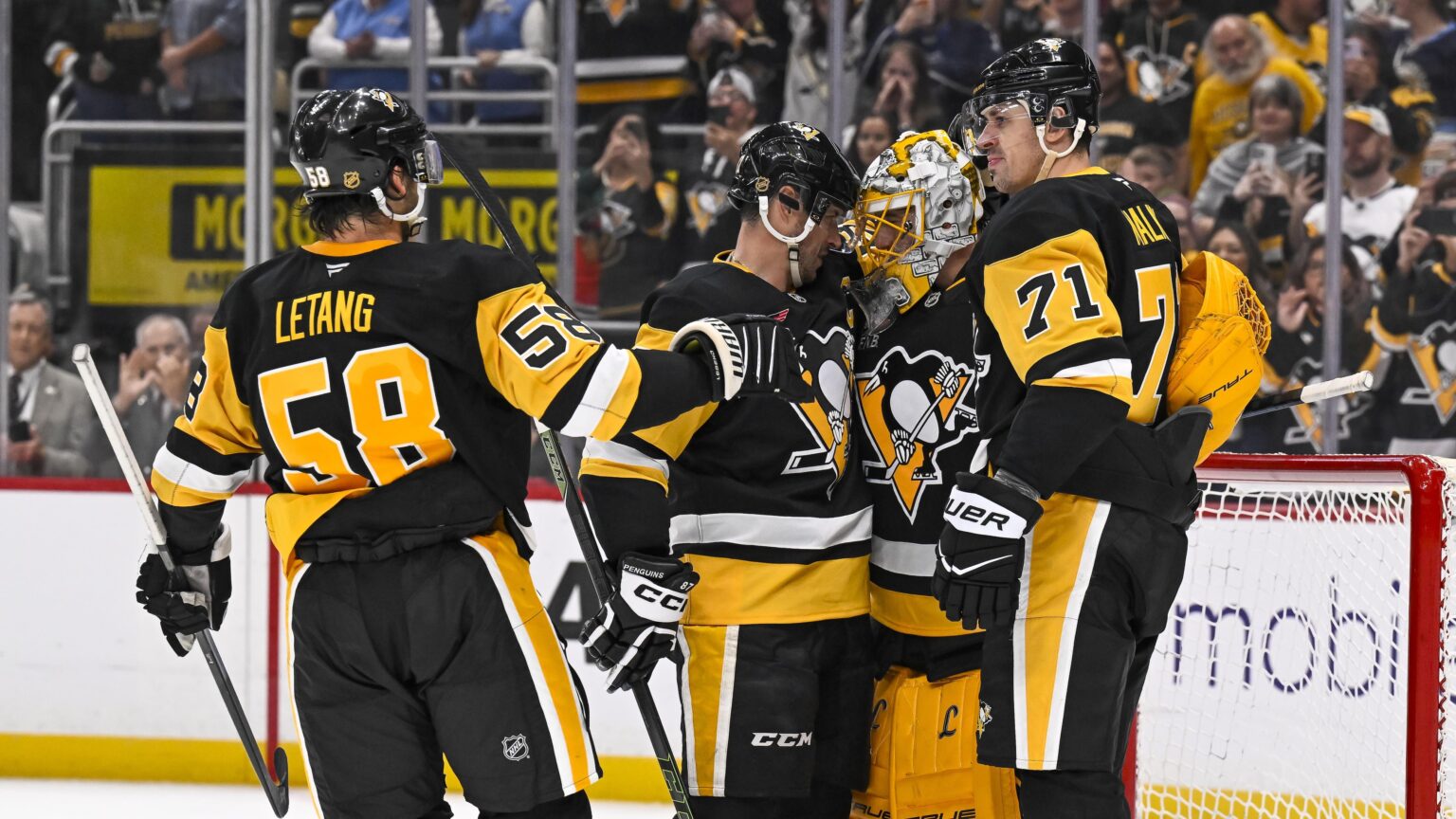Sidney Crosby Says it ‘Felt Like’ Playoffs in Marc-Andre Fleury’s Last Penguins Game