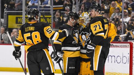 Sidney Crosby Says it ‘Felt Like’ Playoffs in Marc-Andre Fleury’s Last Penguins Game