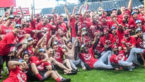 Reds earn first playoff berth since 2020 as they capitalize on Mets collapsing