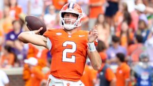 Clemson’s Cade Klubnik Described as ‘Really Uncomfortable’ by CFB DC, ‘Late So Often’
