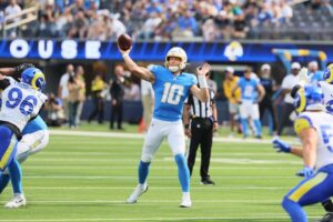 Hernández: Perception of Justin Herbert won’t change until he leads Chargers to playoff wins
