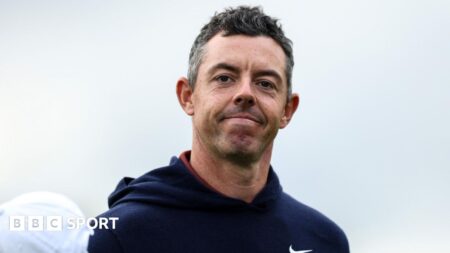 Irish Open: Rory McIlroy surges into contention at K Club with bogey-free 66