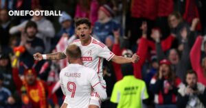St. Louis City star unleashes rocket from outside of the box 🚀
