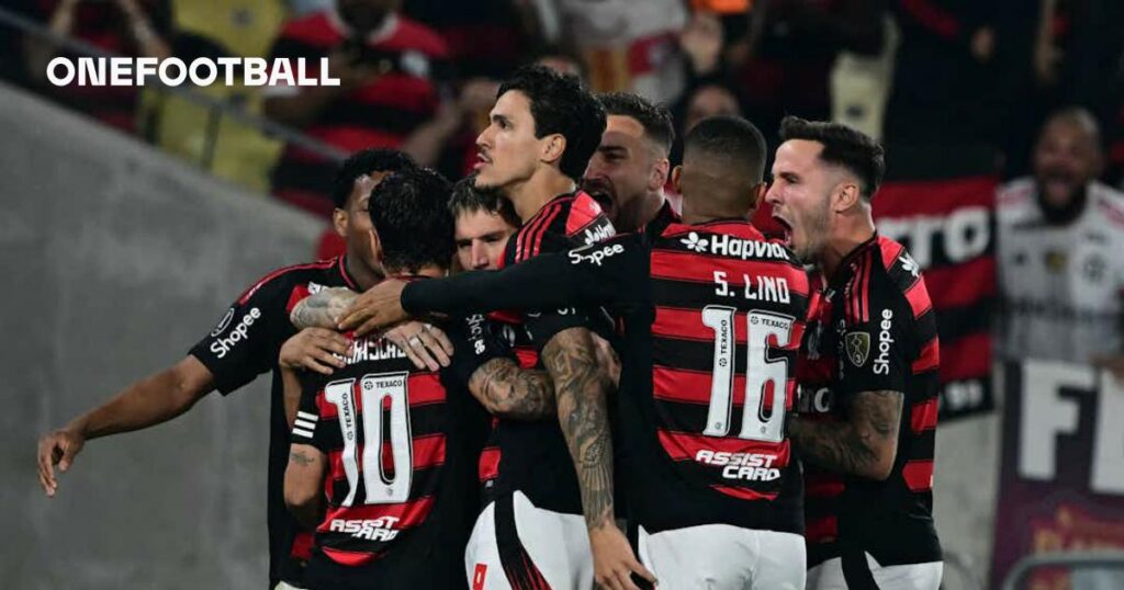 📹 Controversial red and late scare as Fla edge Estudiantes in Liberta