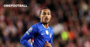 Chelsea forward backs Barcelona superstar to win the Ballon d’Or