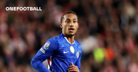 Chelsea forward backs Barcelona superstar to win the Ballon d’Or