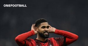 West Ham United considering move to sign England midfielder