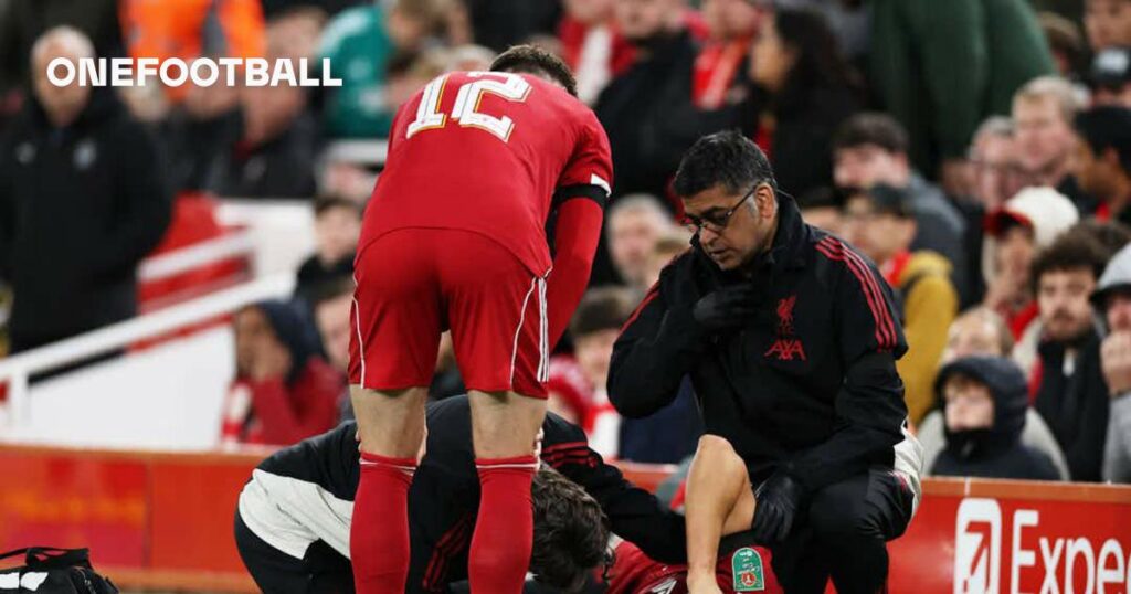 Slot confirms Liverpool plan for Chiesa, but Leoni ‘out for a year’
