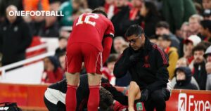 Slot confirms Liverpool plan for Chiesa, but Leoni ‘out for a year’