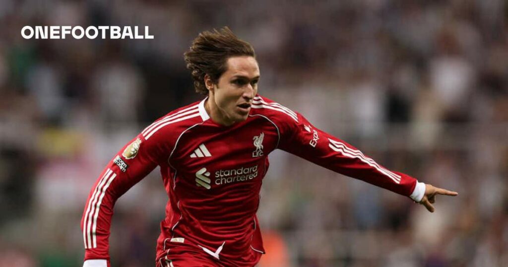 Official: Liverpool add Chiesa to Champions League squad after Leoni injury