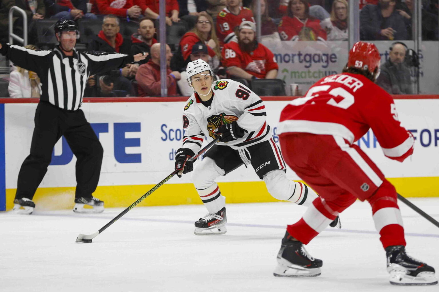 Finnie, Danielson Shine as Red Wings Slip Past Blackhawks in Preseason Opener