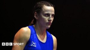 World Boxing Championship: Michaela Walsh wins her opening bout in Liverpool