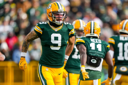 Packers reach 1-year, .25 million extension with WR Christian Watson amid ACL recovery