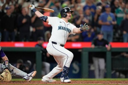 All about Cal Raleigh’s 60th home run — and a fan’s random act of kindness that followed
