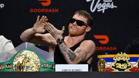 Canelo Alvarez vs. Terence Crawford: 5 key questions for Saturday’s undisputed championship fight